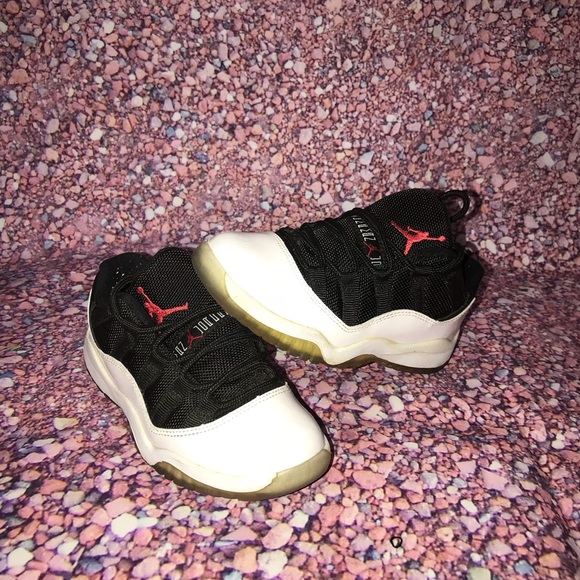 Toddler Jordan’s - Picture 1 of 3